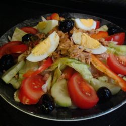 Salát Nicoise