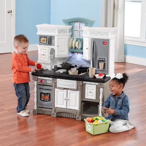 Kuchyňka na hraní nadchne malé i větší děti