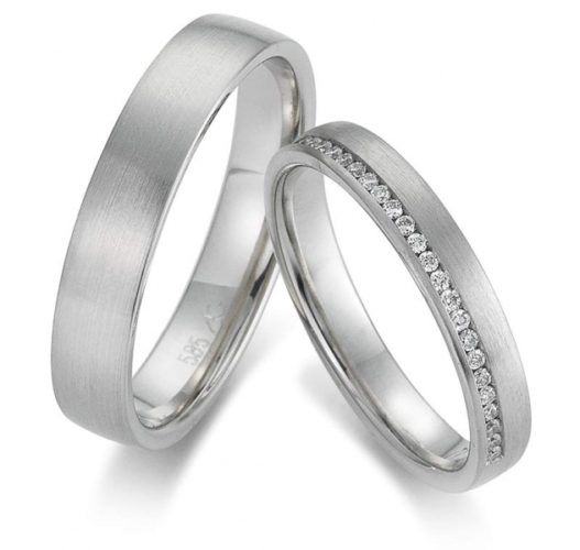 Víte, jaký je rozdíl mezi snubním a zásnubním prstenem?